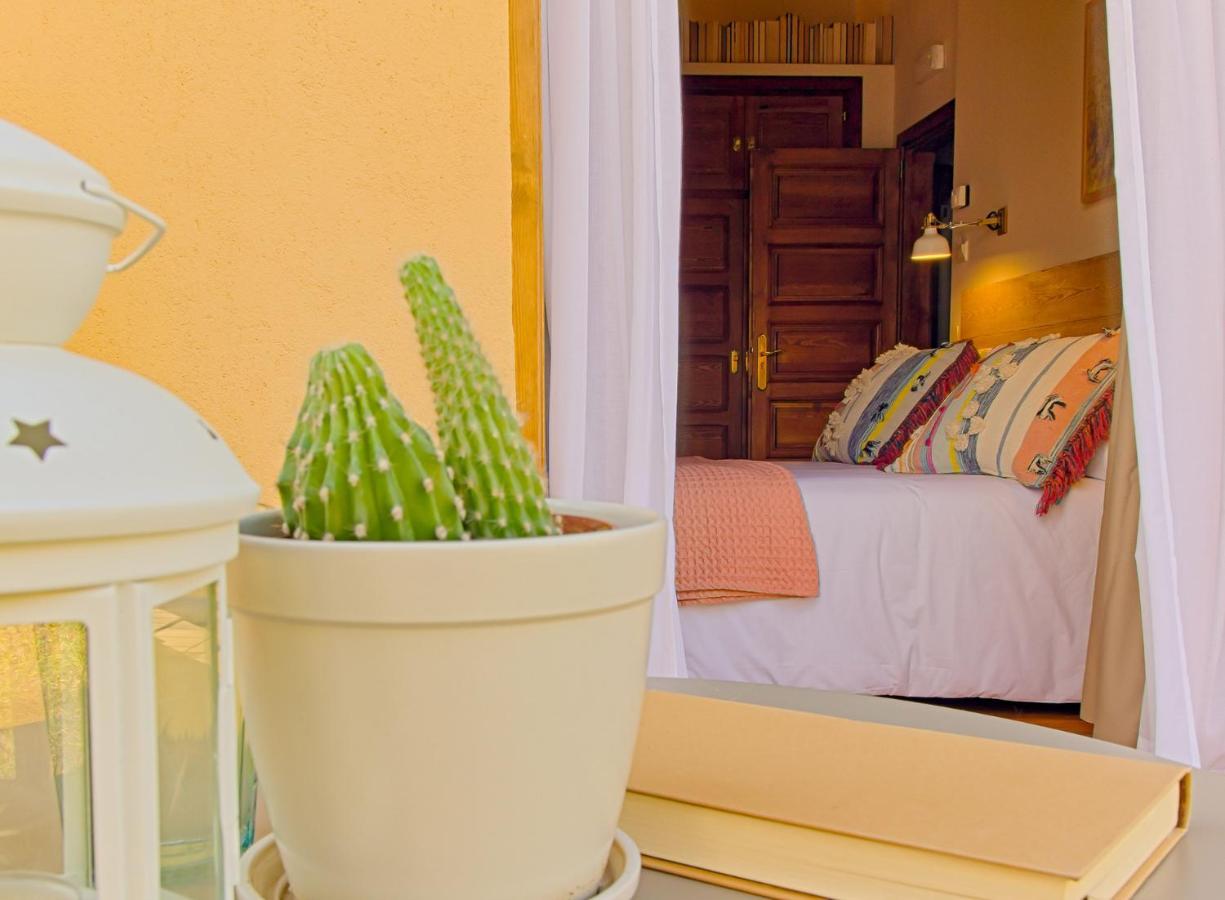 Sabina Hotel Аренас де Сан Педро Екстериор снимка